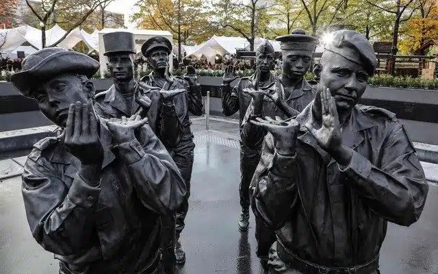 11 novembre : à ceux morts pour la France ! Monument Morts